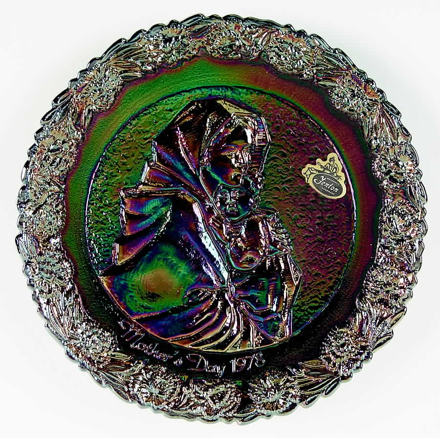 Mother'S Day Plate-Carnival Glass Madonnina - Boxed by Fenton-1