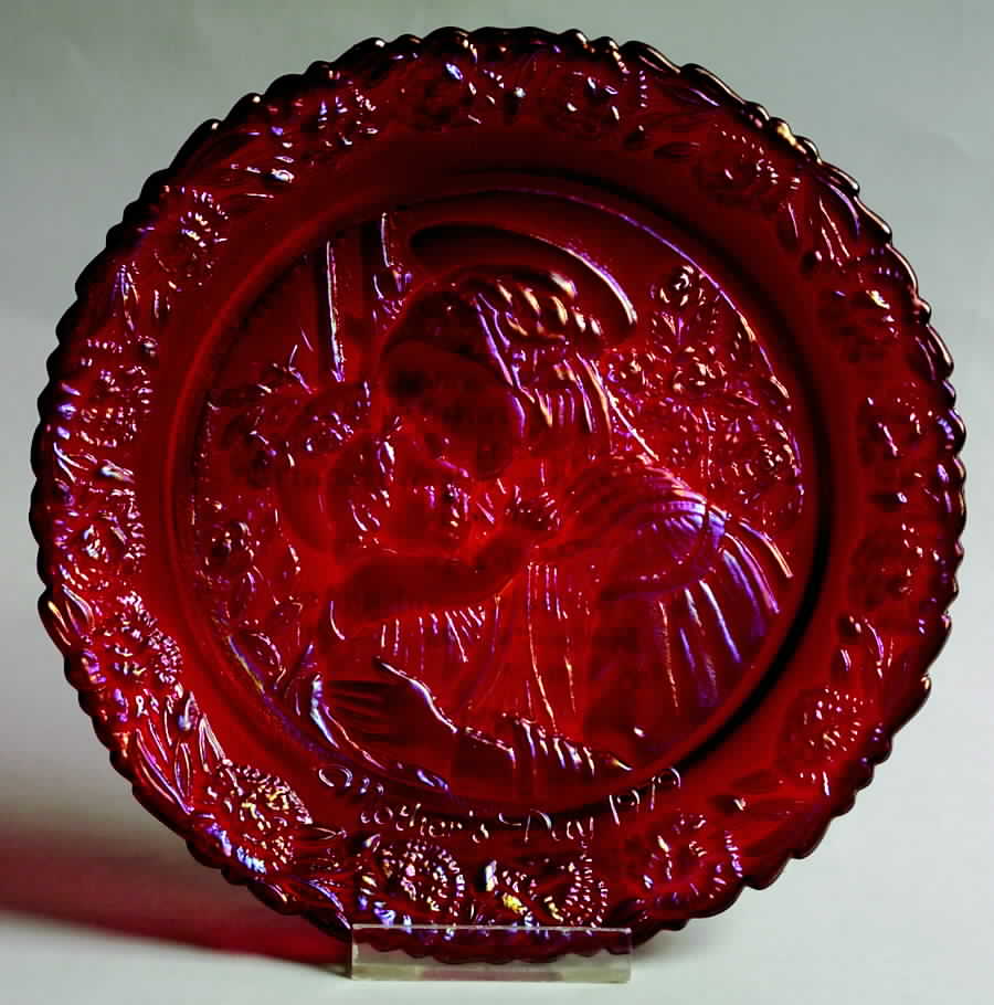 Mother'S Day Plate-Carnival Glass Madonna Of The Rose Hedge - Boxed by Fenton-1