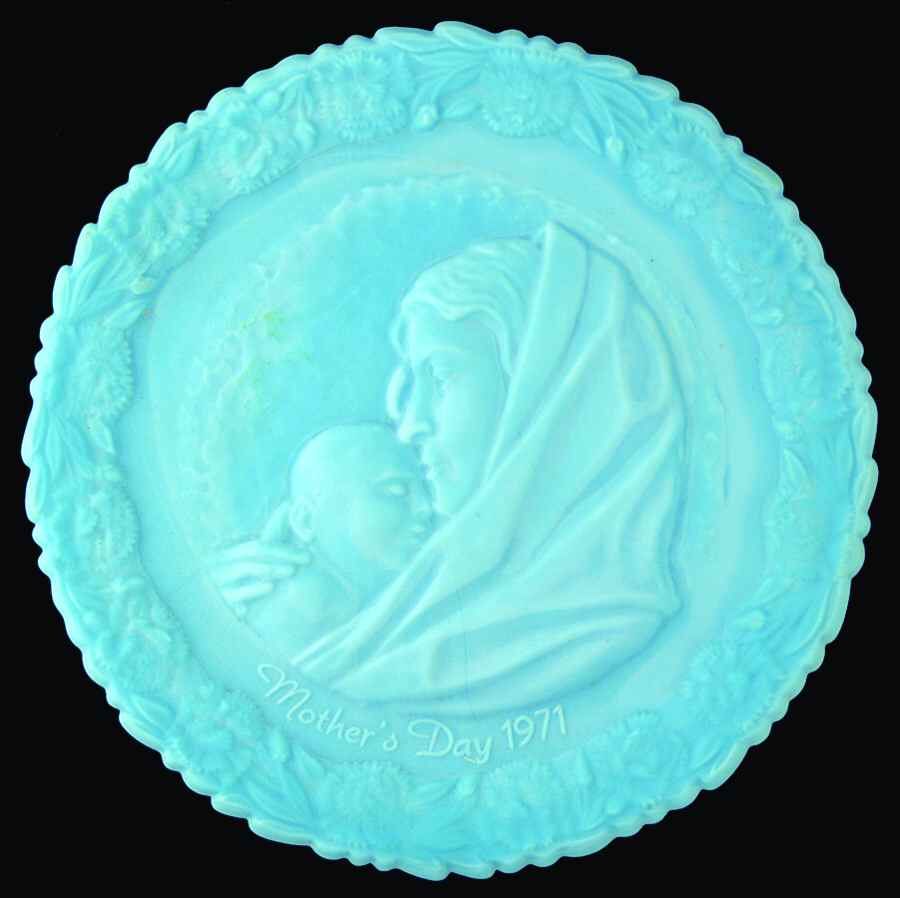 Mother'S Day-Blue Satin Madonna With Sleeping Child - With Box by Fenton-1