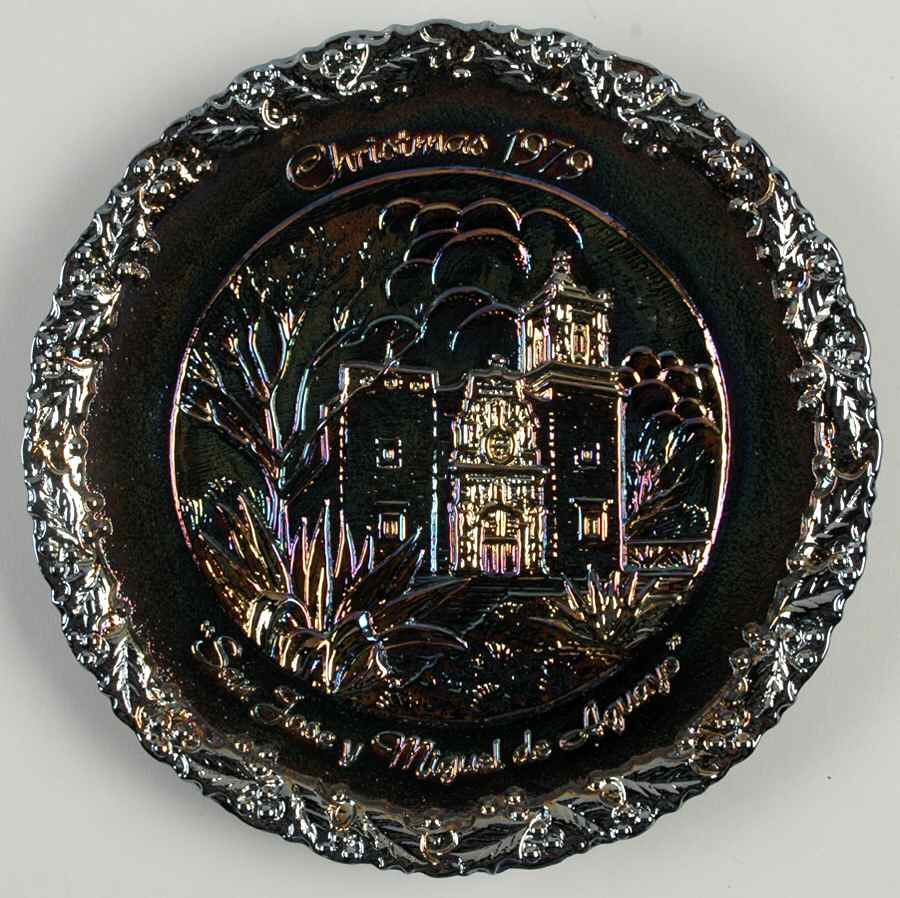 Fenton Christmas Plate-Carnival San Jose Y Miguel De Aquayo - Boxed by Fenton-1