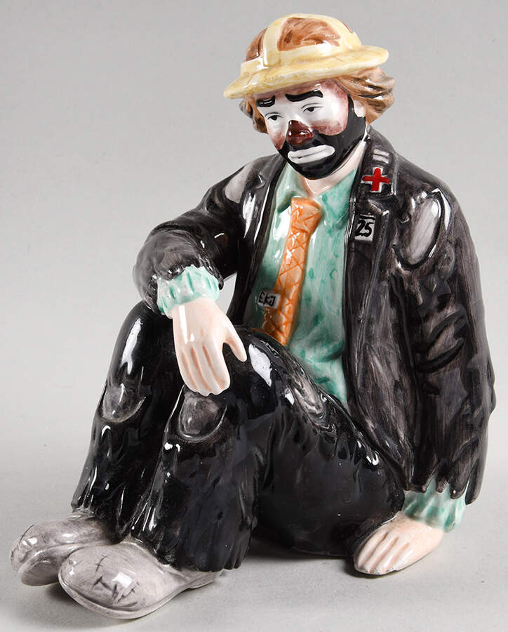 Emmett Kelly Jr-Figurine Bookend - Emmett Sitting - No Box by Flambro-1