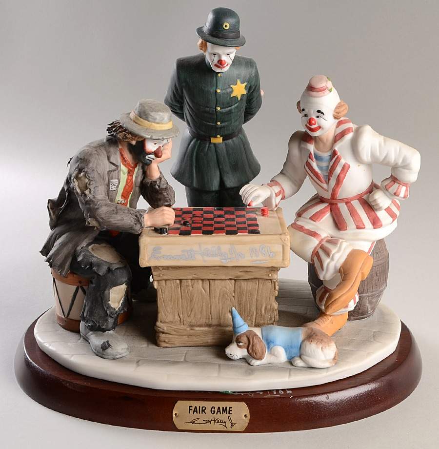 Emmett Kelly Jr-Figurine Fair Game - Boxed by Flambro-1