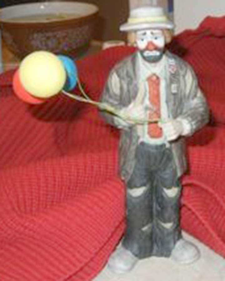Emmett Kelly Jr-Figurine Balloons For Sale - Boxed by Flambro-1