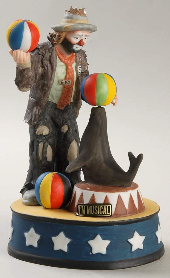 Flambro Musical Figurine Circus Entertainer - Boxed by Flambro-1