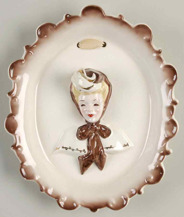 Florence Ceramics Figurine Cameo Plaque - Plumes Down - No Box by Florence Ceramics-1