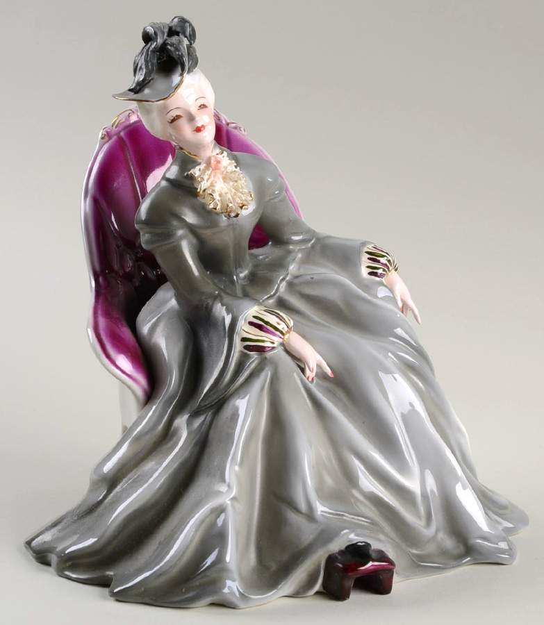 Florence Ceramics Figurine Mary-Seated-Gray On Violet - No Box by Florence Ceramics-1