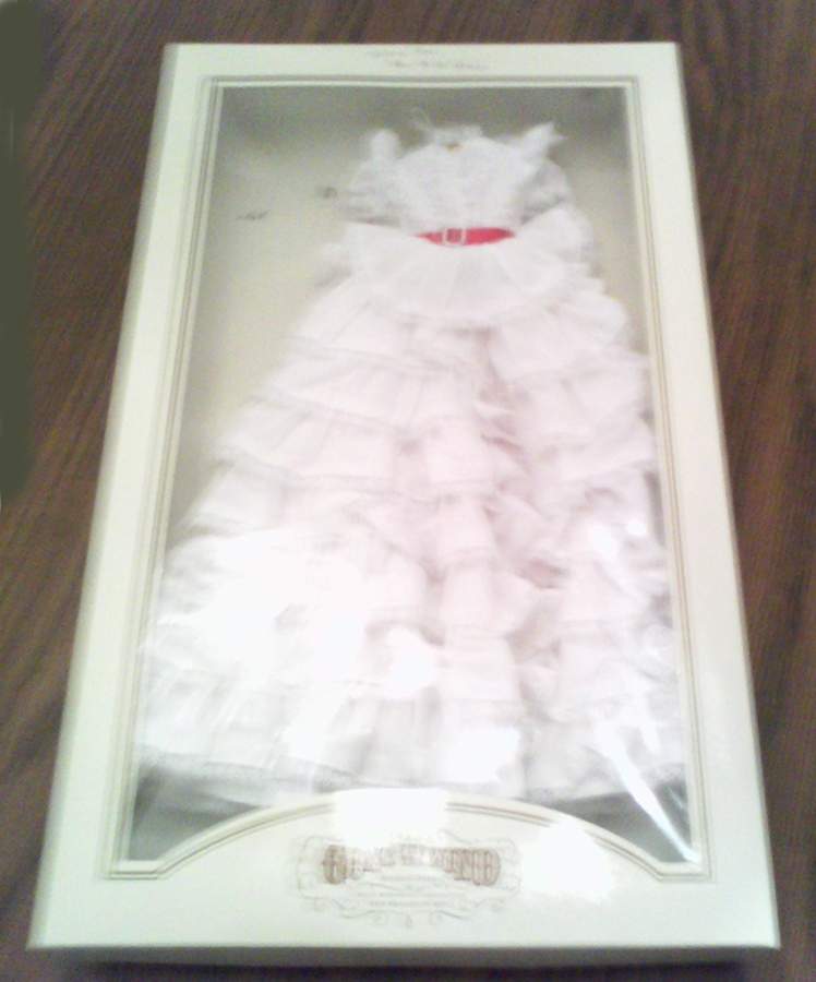Gone with the Wind Vinyl Doll Collection Ensemble-For The Love Of Tara - Boxed by Franklin Mint-1