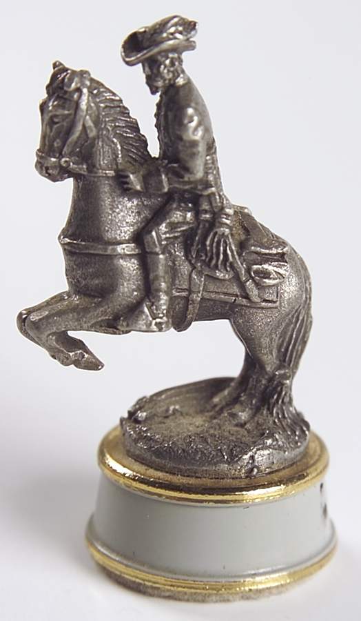 Civil War Chess Set Gray Knight-Jeb Stuart - Knight1-White Chess Piece by Franklin Mint-1