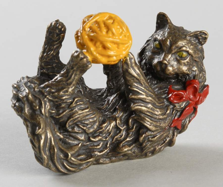 Curio Cabinet Cat Vienna Bronze - No Box by Franklin Mint-1