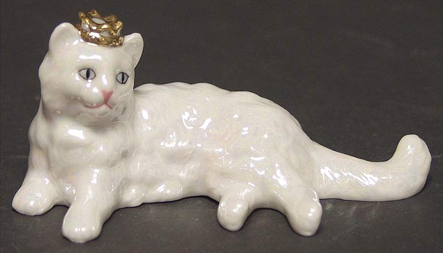 Curio Cabinet Cat Lustre Glaze - No Box by Franklin Mint-1