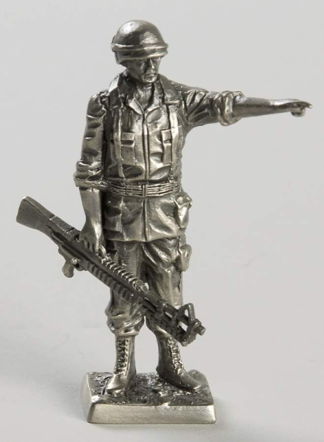 American Military Sculpture Collection Us Army Air Cavalry Private-1968 - No Box by Franklin Mint-1