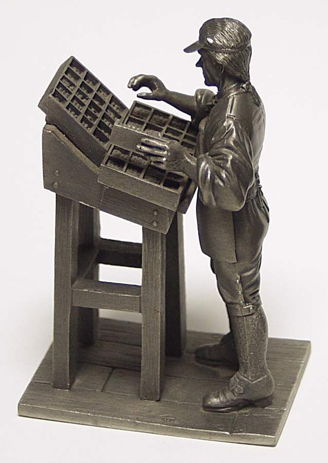 People of Colonial America-Figurine Printer - Boxed by Franklin Mint-1