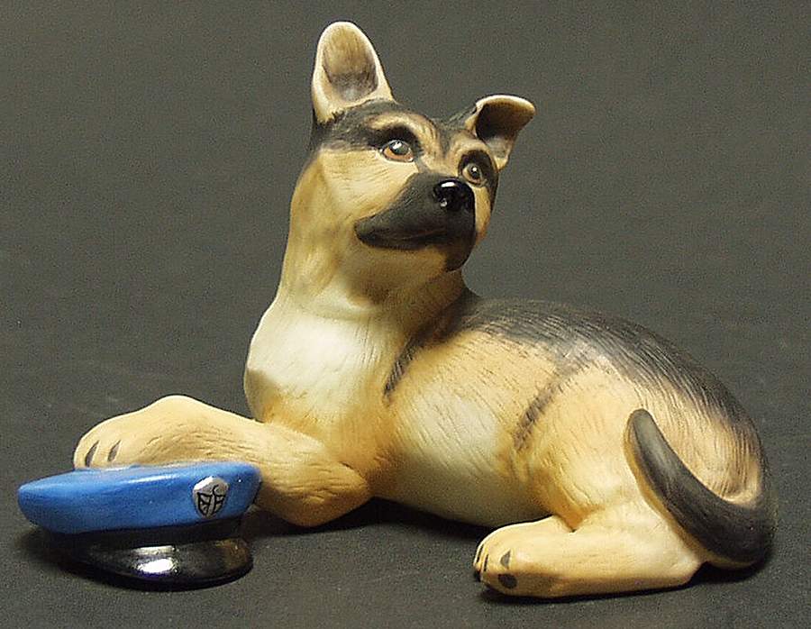 World of Puppies German Shepherd - Boxed by Franklin Mint-1