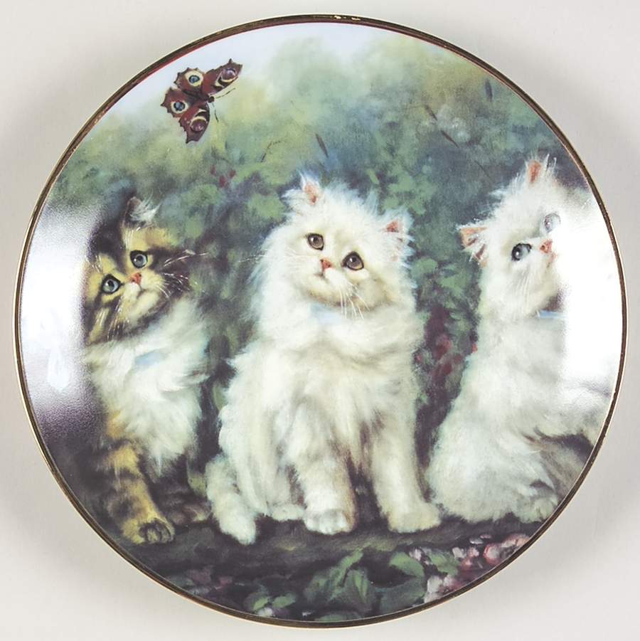 Adrienne Lester Cats Meadow Trio  - No Box by Franklin Mint-1