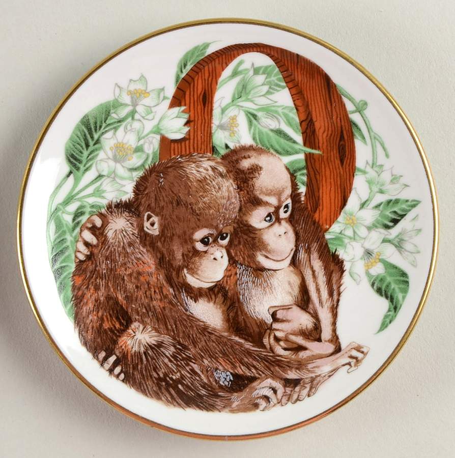 Animal Alphabet Miniature Plates O Is For Orangutan - No Box by Franklin Mint-1