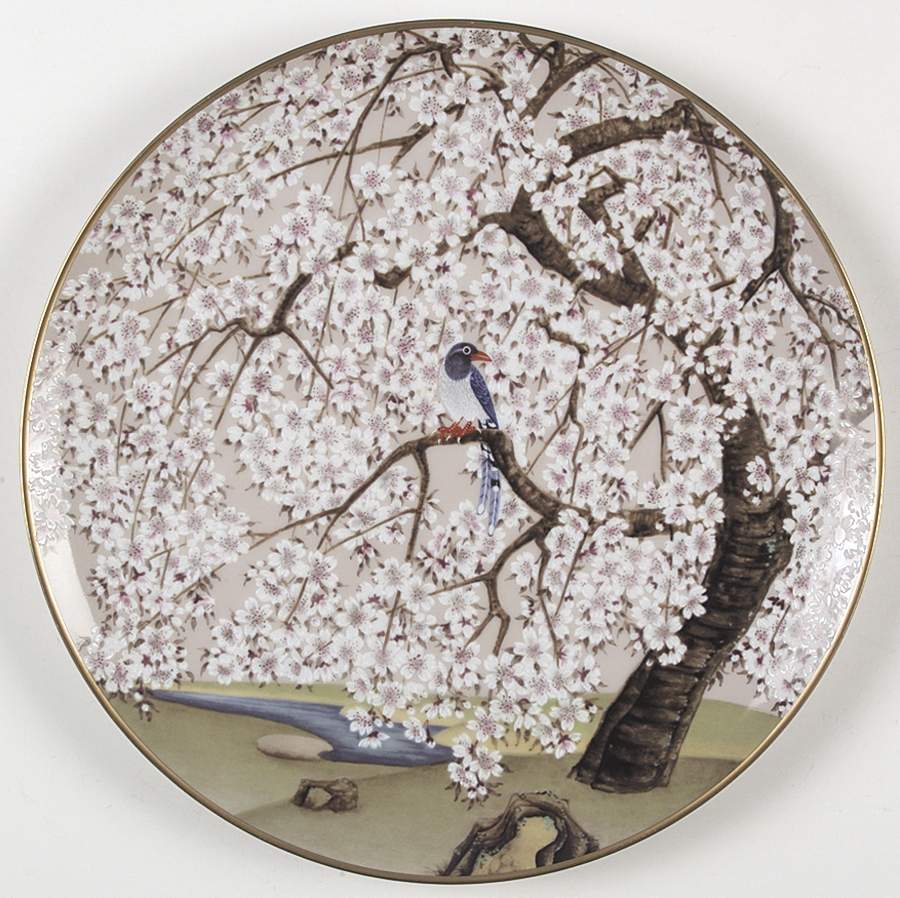 Birds & Flowers of The Orient Uzuki - Chinese Blue Pie & Cherry - No Box by Franklin Mint-1
