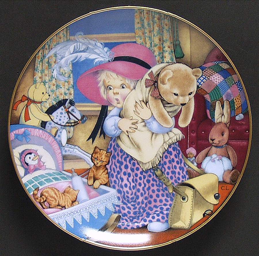 Carol Lawson Plates Playing Dress Up - No Box by Franklin Mint-1