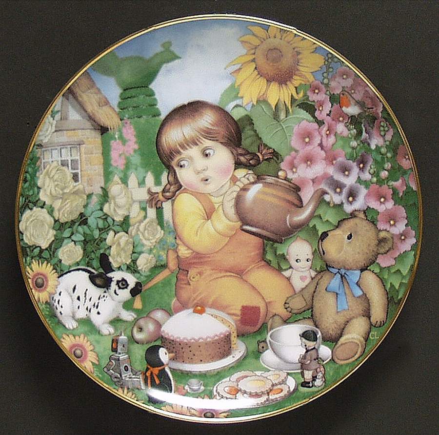 Carol Lawson Plates Teatime Surprise - No Box by Franklin Mint-1
