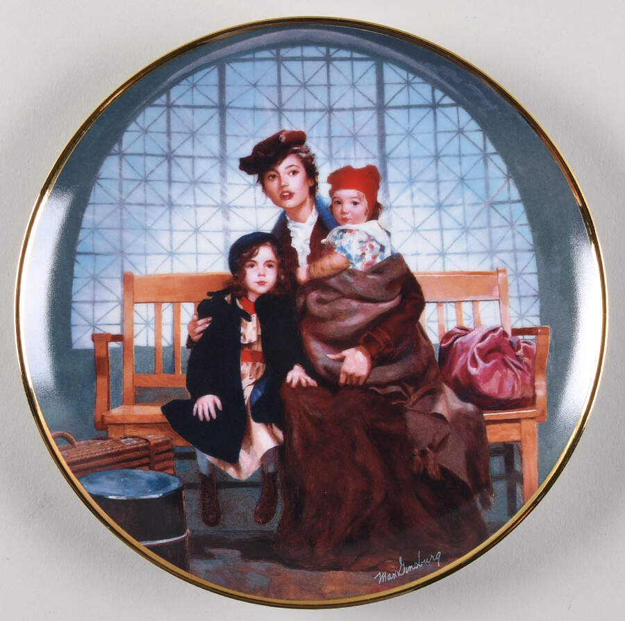 Ellis Island A New Beginning - No Box by Franklin Mint-1