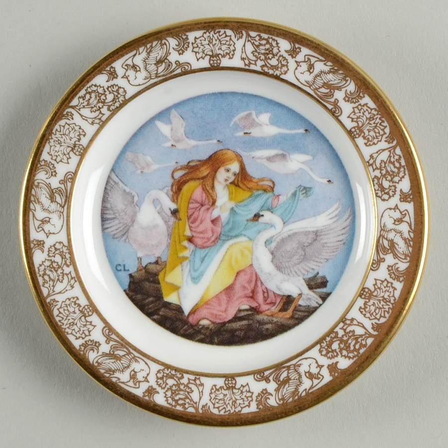 Best Loved Fairy Tales-Miniature Six Swans - Boxed by Franklin Mint-1