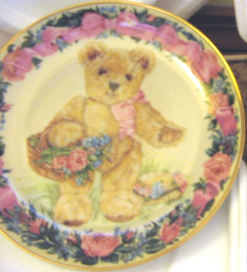 Holiday Bears Teddy Celebrates Springtime - No Box by Franklin Mint-1