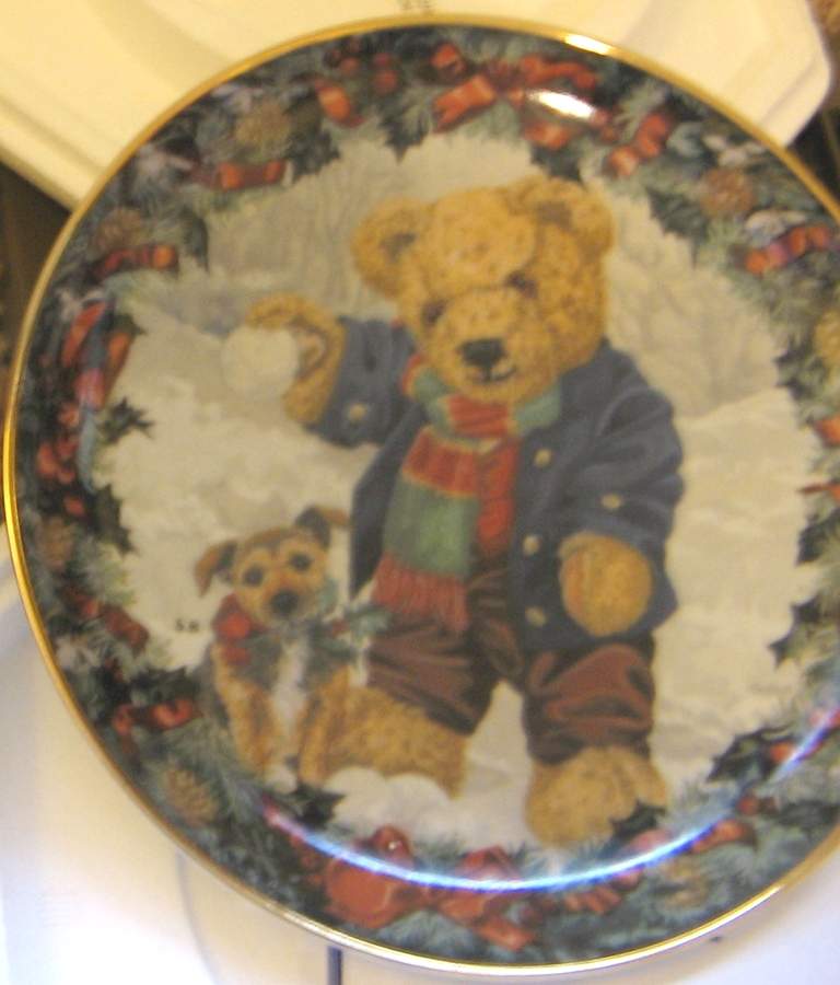 Holiday Bears Teddy's Winter Fun - No Box by Franklin Mint-1