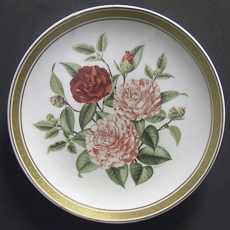 International Gallery Flowers Camellias - No Box by Franklin Mint-1