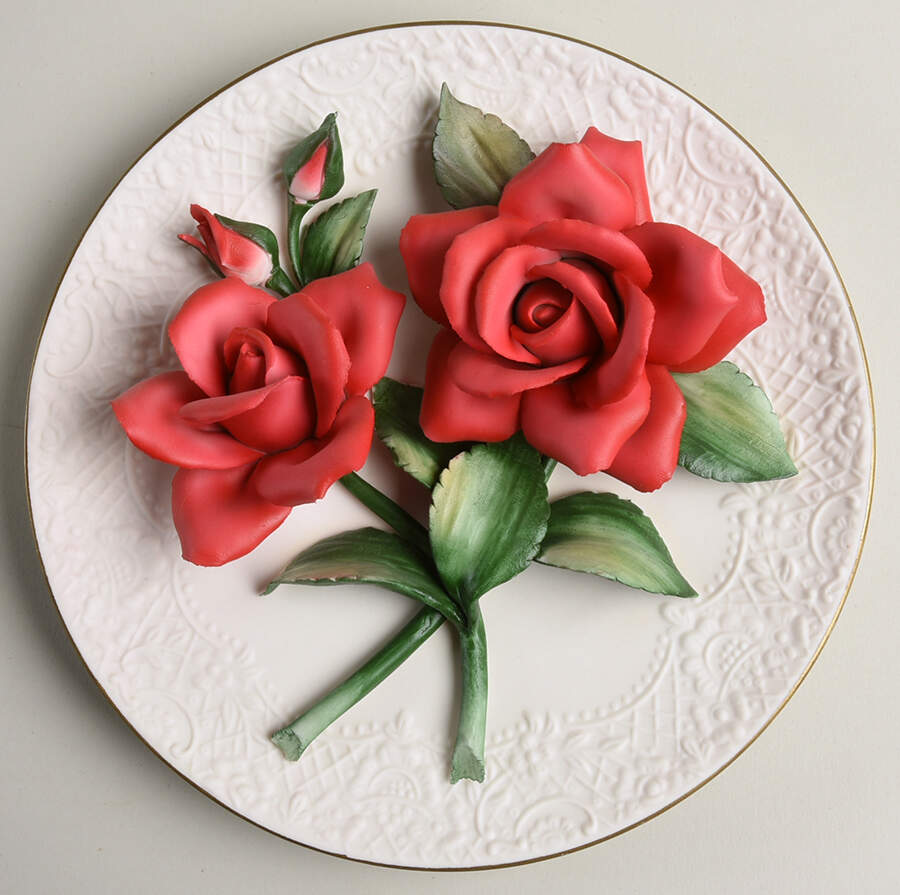 The Roses of Capodimonte Legend Red Roses - Boxed by Franklin Mint-1