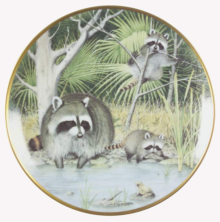 Woodland Year April-Raccoon - No Box by Franklin Mint-1
