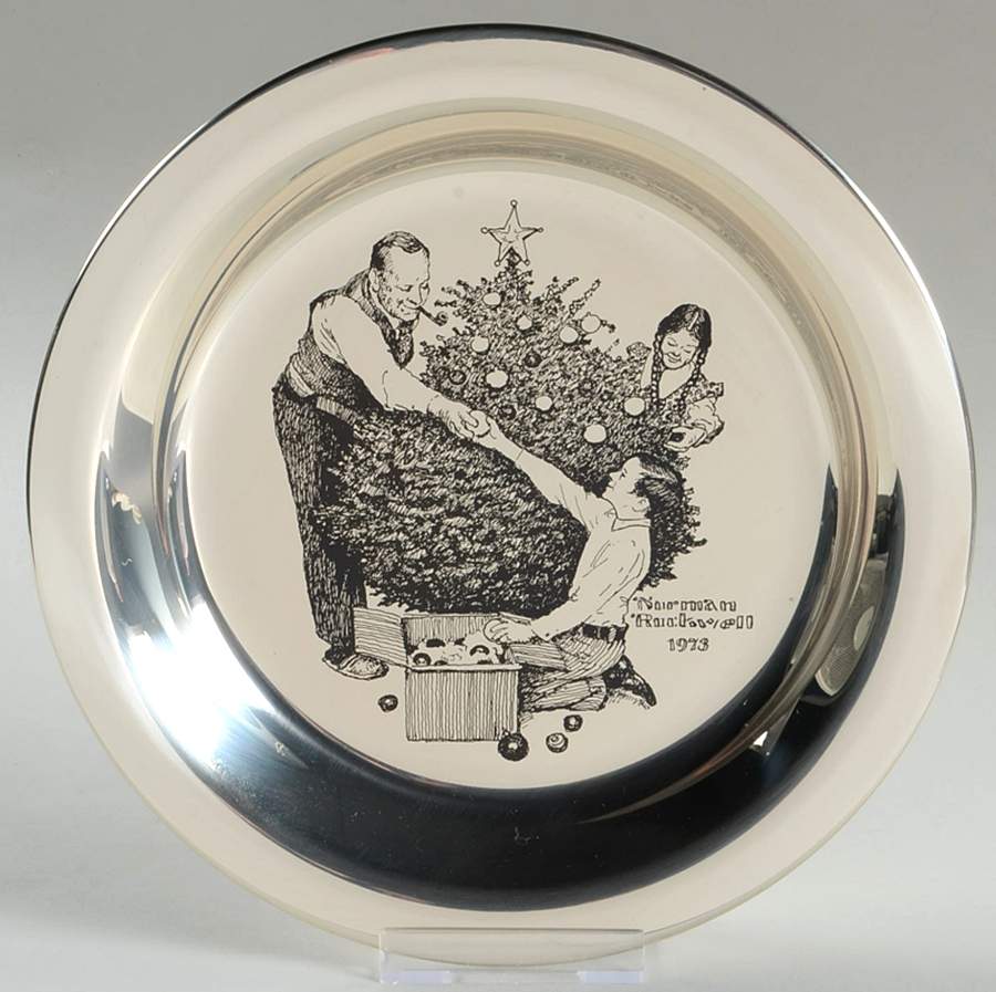 Rockwell Christmas Plate Trimming The Tree - No Box by Franklin Mint-1