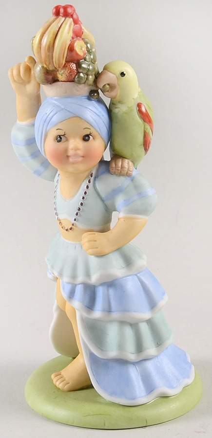 United Nations Children Yolanda From Brazil - No Box by Franklin Mint-1