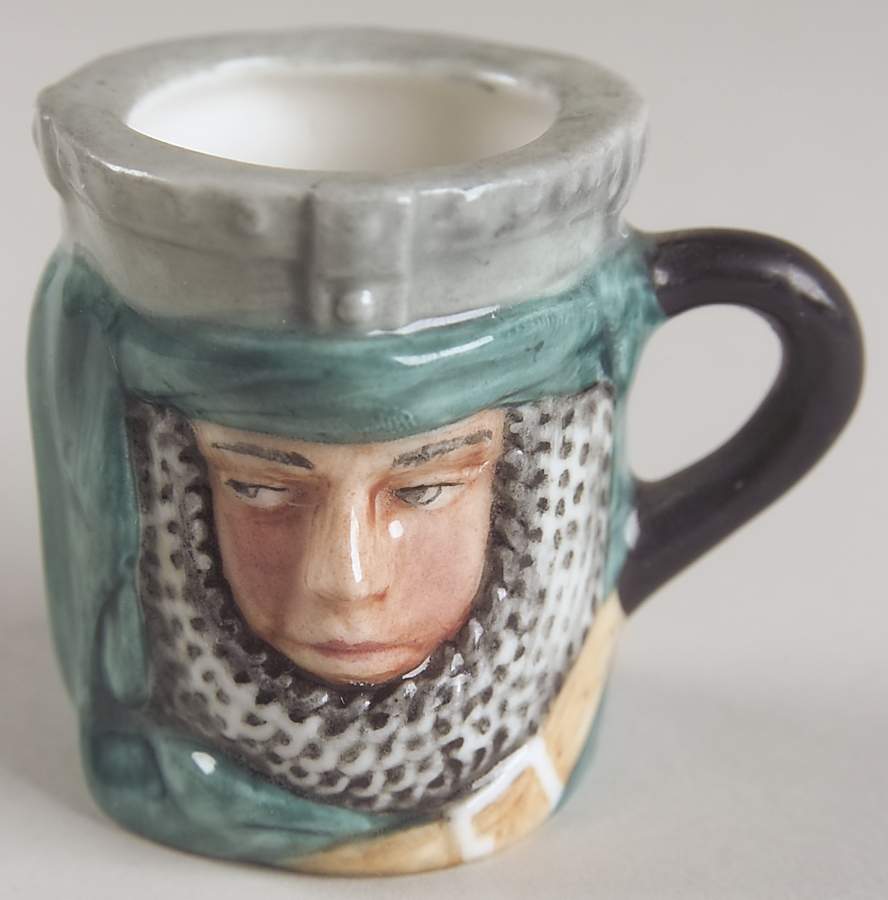 Mini Character Jugs Ivanhoe - No Box by Franklin Mint-1