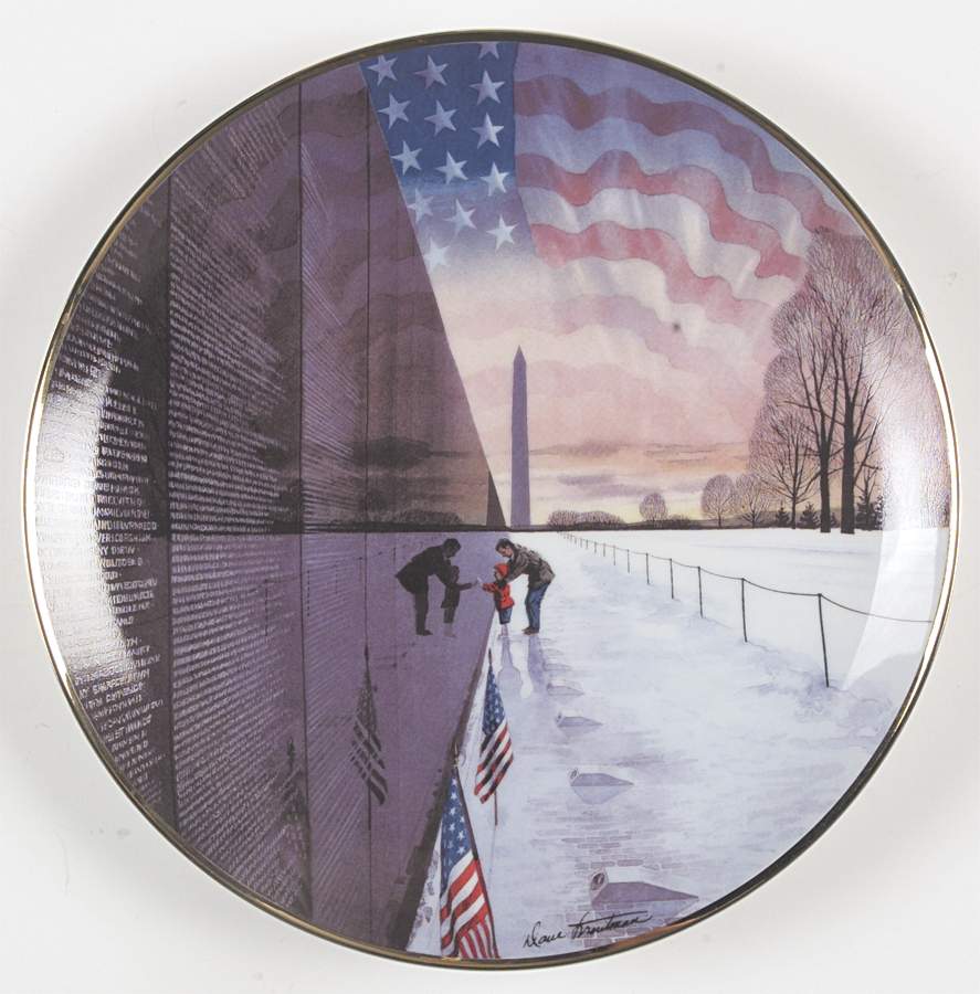 Vietnam Veterans Memorial Remember Them Always - No Box by Franklin Mint-1