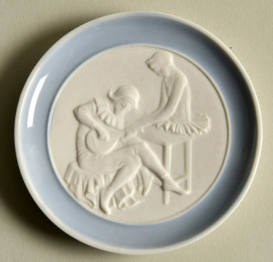 Great Porcelain Houses of The World Lladro - No Box by Franklin Mint-1