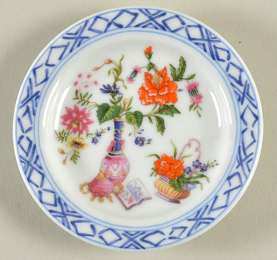 Great Porcelain Houses of The World Raynaud - No Box by Franklin Mint-1
