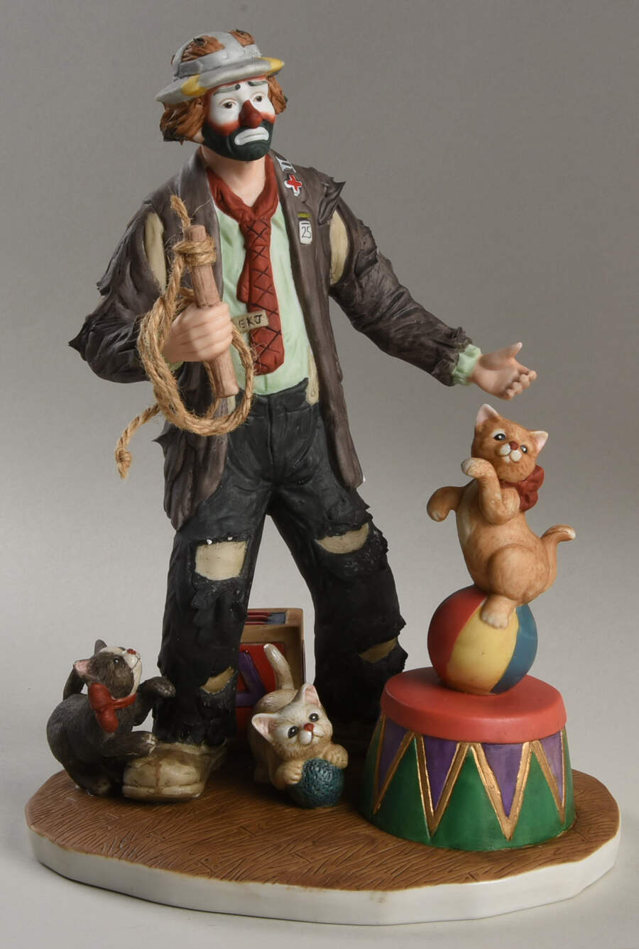 Emmett Kelly Jr-Professionals Lion Tamer - No Box by Flambro-1