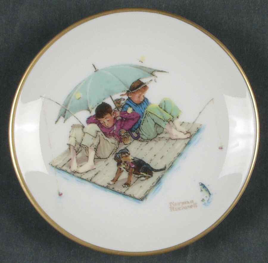 Four Seasons Miniature-Plates Fisherman's Paradise - Boxed by Fairmont Collectible-1