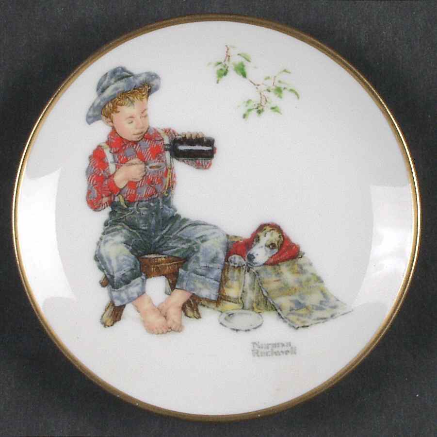 Four Seasons Miniature-Plates Mysterious Malady - With Box by Fairmont Collectible-1