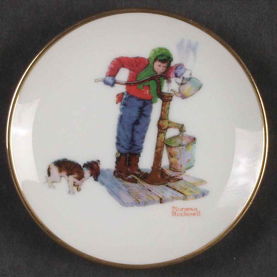 Four Seasons Miniature-Plates Chilling Chore - Boxed by Fairmont Collectible-1