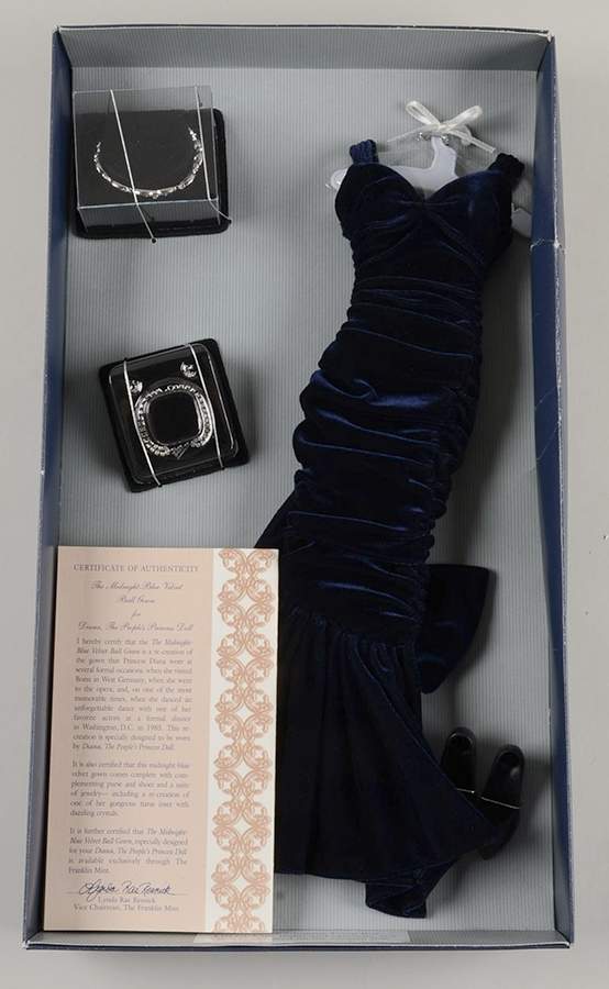 Diana Princess of Wales-Vinyl Ensemble - Midnight Blue - Boxed by Franklin Mint-1
