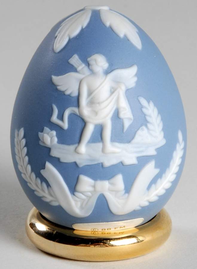 The Collector's Treasury of Eggs Parian Style - No Box by Franklin Mint-1