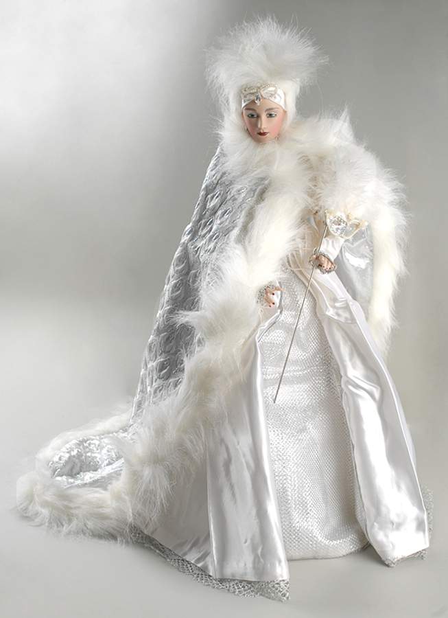 Franklin Mint Dolls Snow Queen - Boxed by Franklin Mint-1