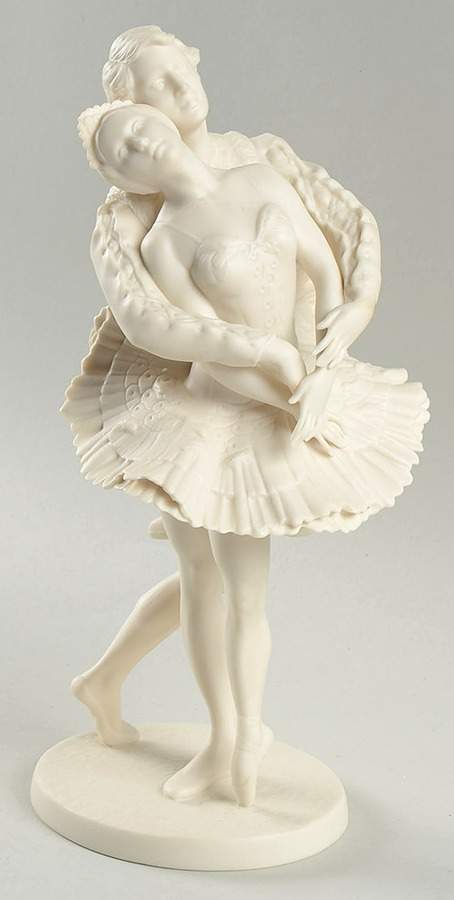 Royal Ballet Sculptures Swan Lake - No Box by Franklin Mint-1