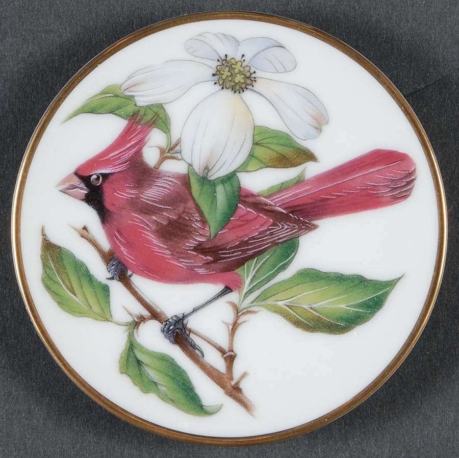 Songbirds of The World Cardinal - Boxed by Franklin Mint-1