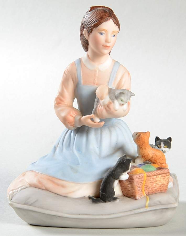 Little Women Beth - Boxed by Franklin Mint-1