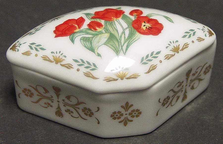 Flowers of Colonial America-Box Tulip - With Box by Franklin Mint-1