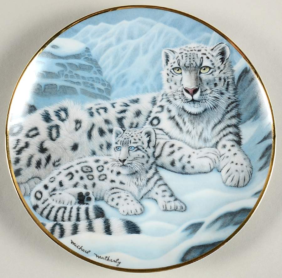 Majestic Cats Snow Leopards - No Box by Franklin Mint-1