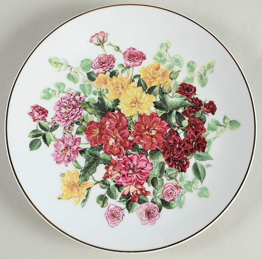 Majesty of Roses Petite Perfection - No Box by Franklin Mint-1