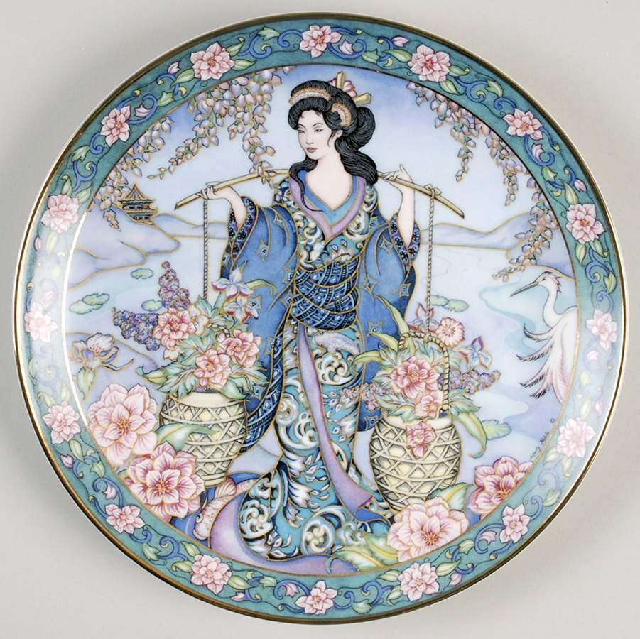Flower Maidens Camilia Maiden - No Box by Franklin Mint-1