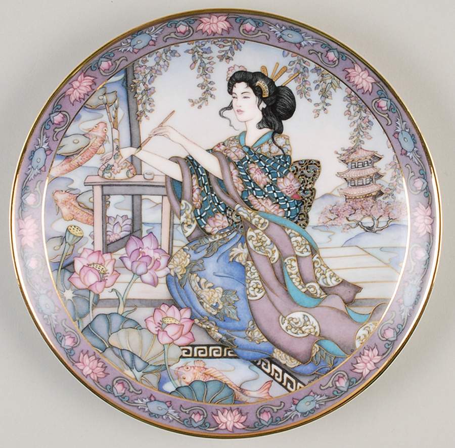 Flower Maidens Lotus Blossom Maiden - No Box by Franklin Mint-1